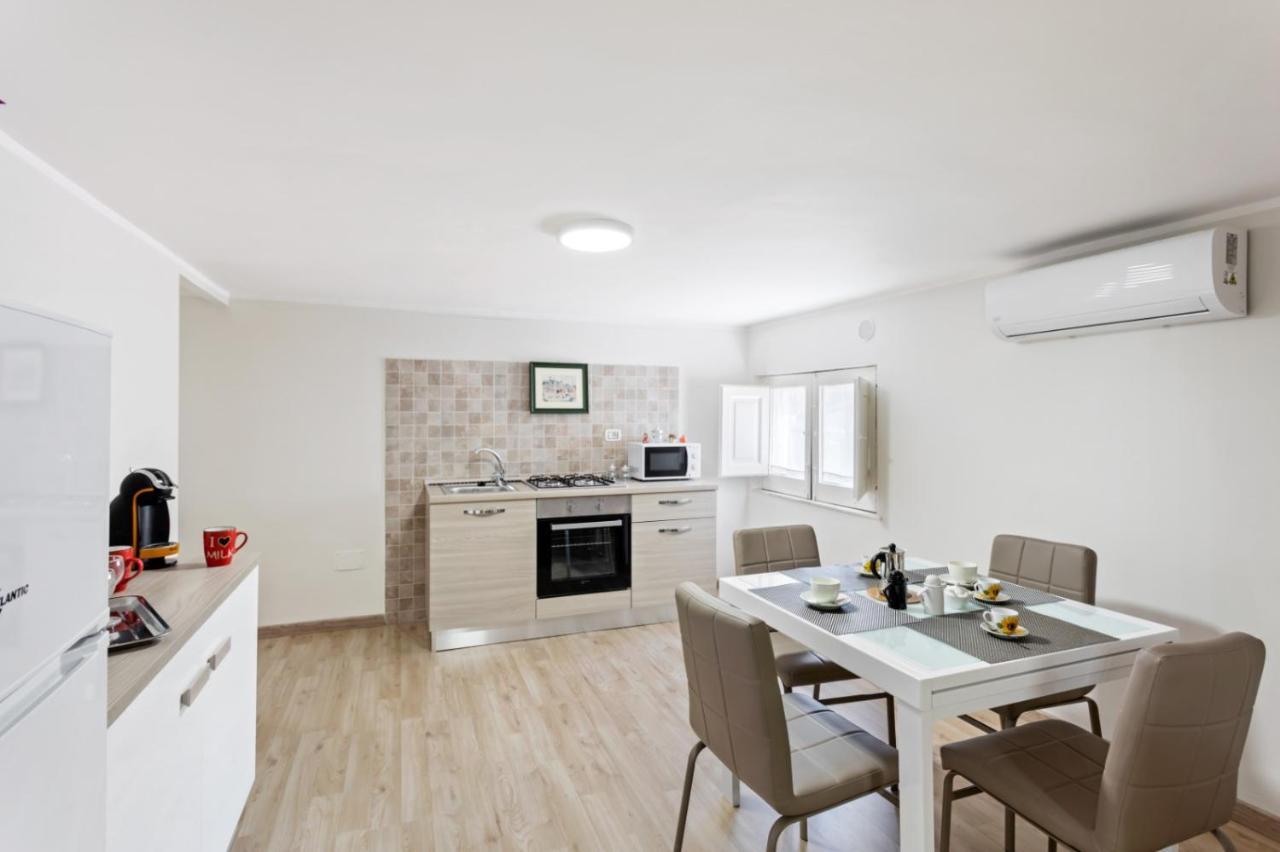 Villa Bellini Cosy Flat คาตาเนีย ภายนอก รูปภาพ